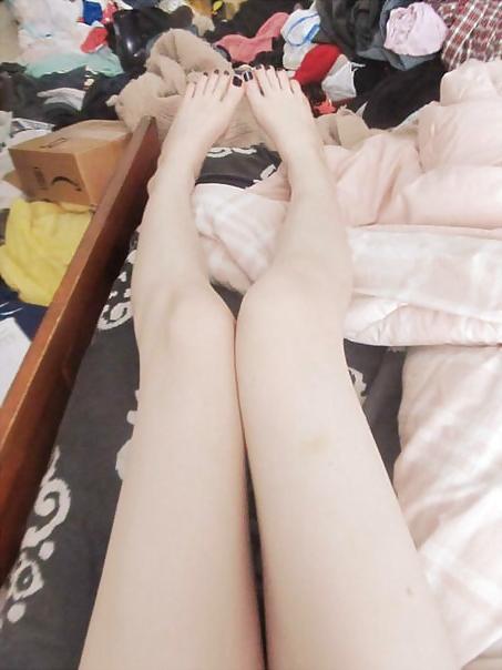 25P Foot Fetish 7