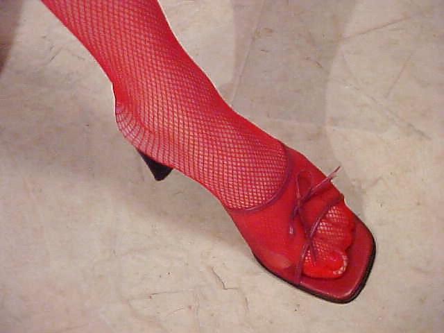 25P Violett and Martha in mature foot fetish