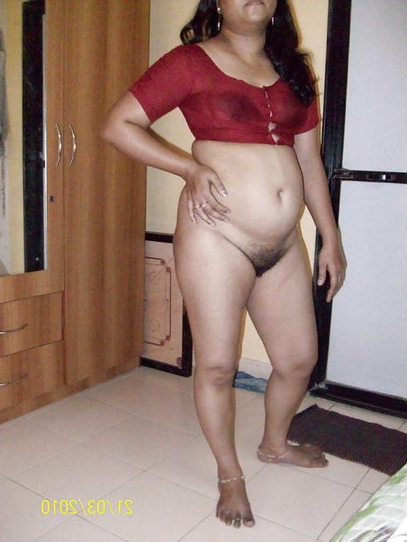 17P Desi Red Bhabhi