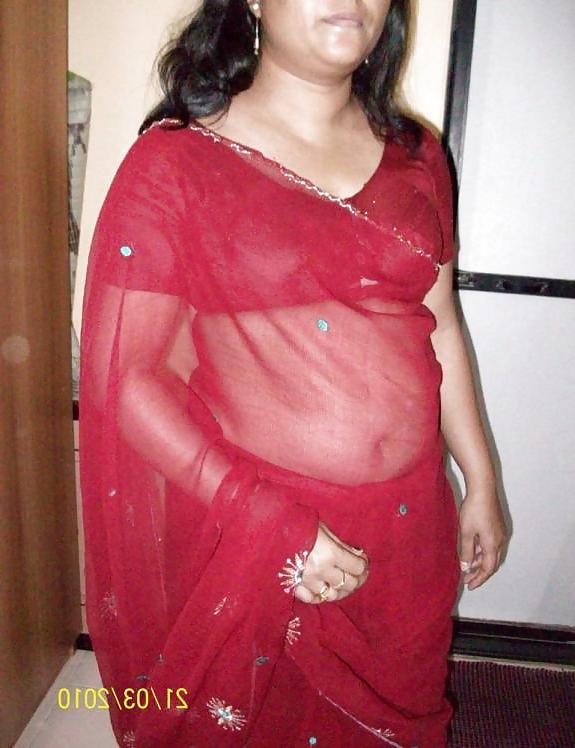 17P Desi Red Bhabhi