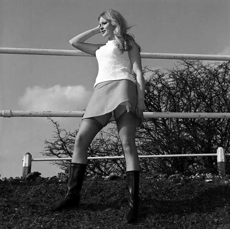 25P Nylons Beauty England 1969