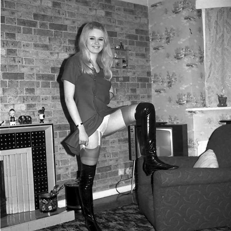 25P Nylons Beauty England 1969