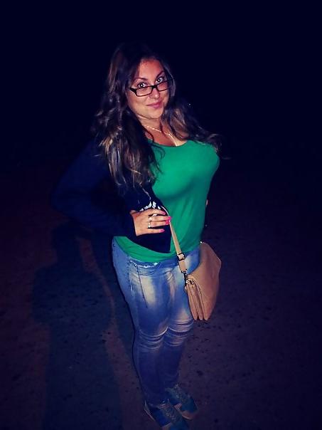 15P Busty Russian Woman 1829