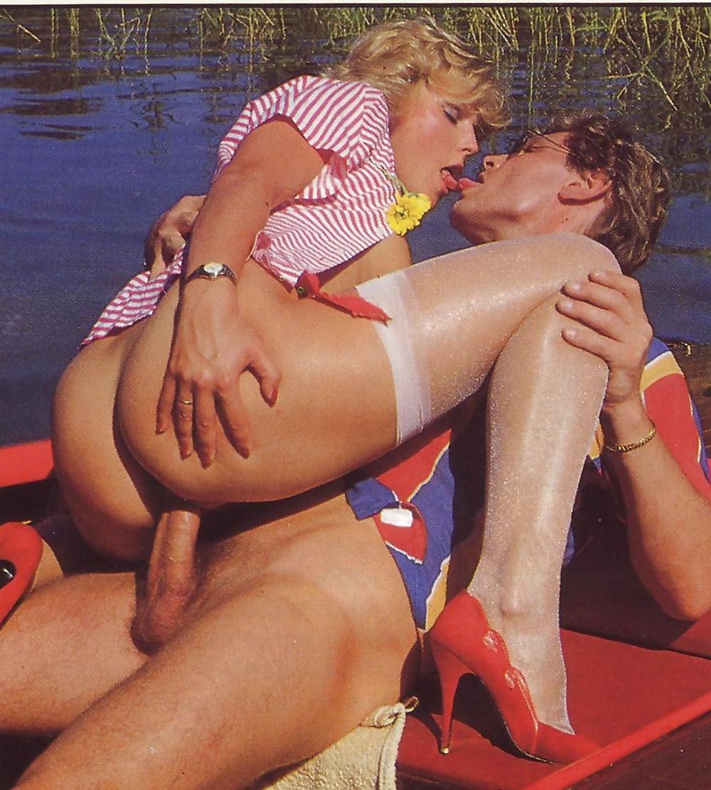 25P Love at the lake
