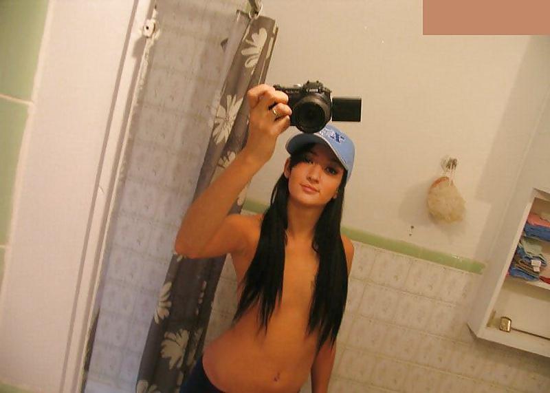 25P Sexy Teen Titties: Self Shot Hotties 20
