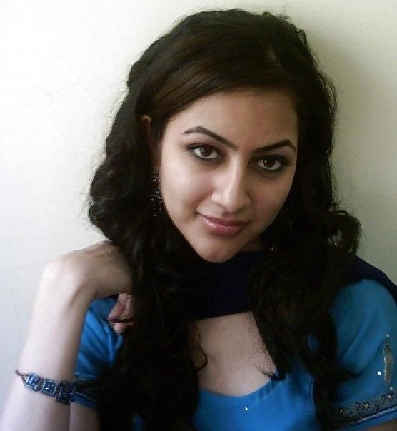 20P Desi Girls 3