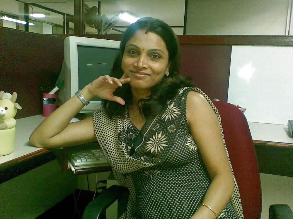 20P Desi Girls 3