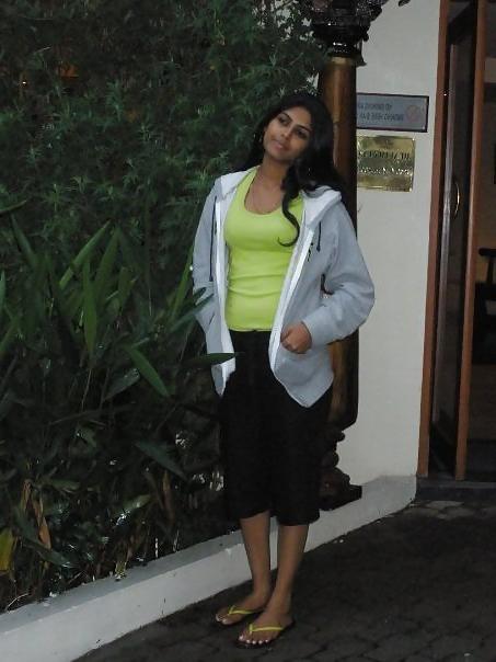 20P Desi Girls 3