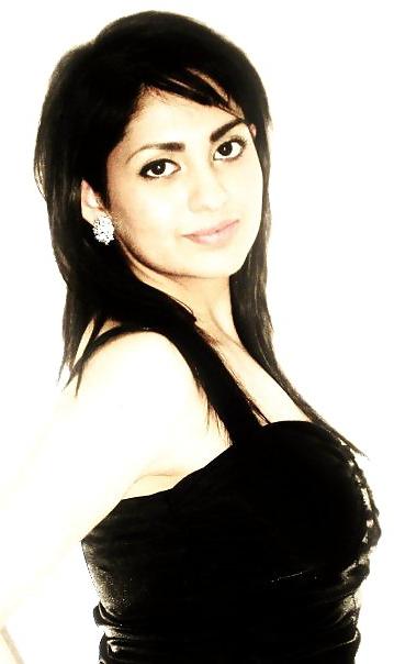 25P Hot and Sexy Indian, Desi, NRI, Punjabi Whore Slut Bitches!!