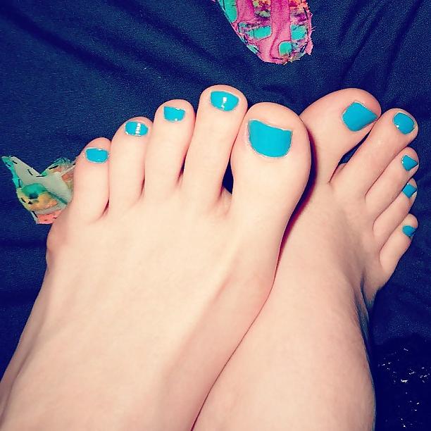 25P Foot Fetish