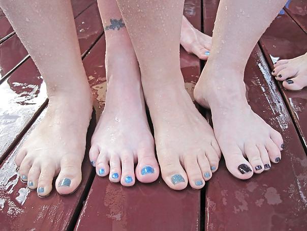25P Foot Fetish