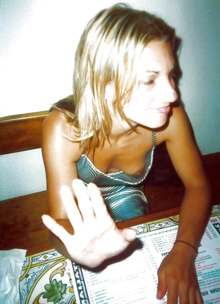 25P Downblouse