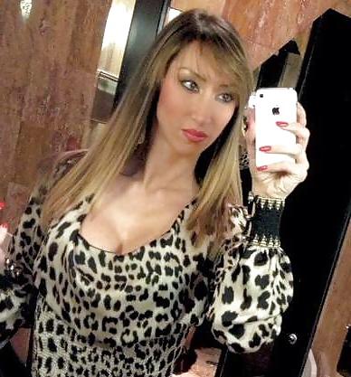 9P Davina sexy muscle woman