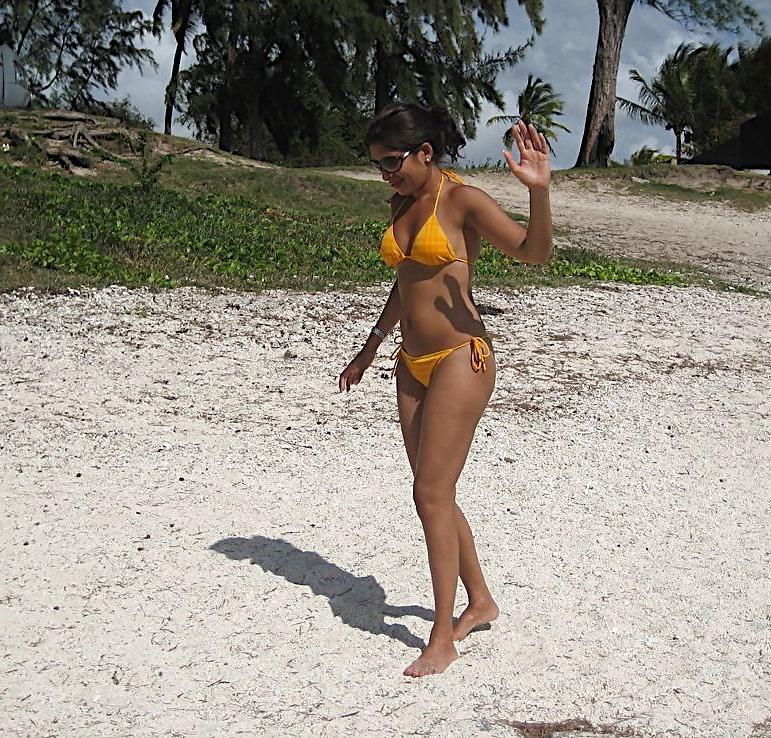 10P Desi Indian Babe