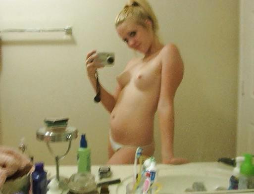 25P Amateur teens self pics!