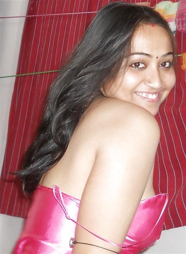 25P Sexy hot desi Indian girlfriends exposed:unseen