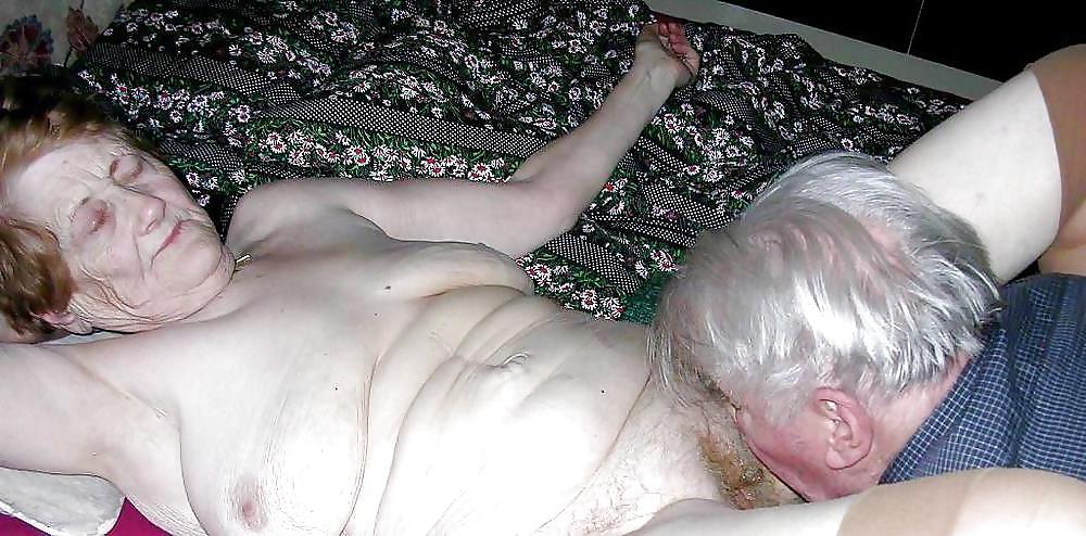 25P Lick my pussy