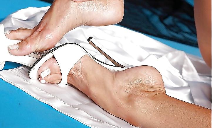 25P Foot fetish Heels Footjobs Legs