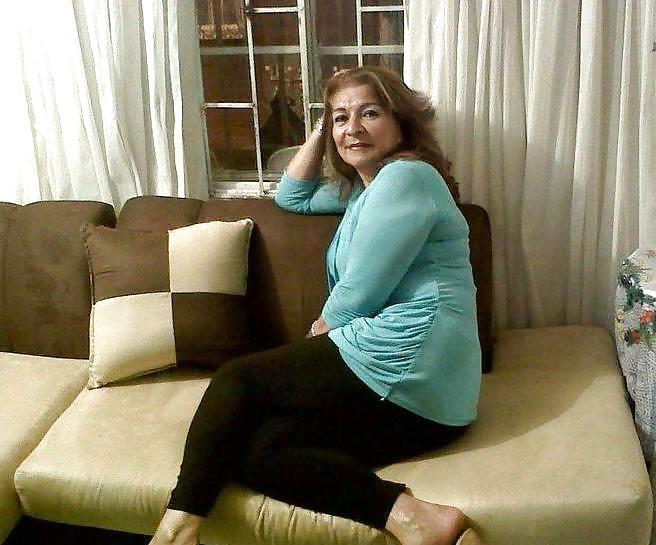 25P Colombian Mature Women