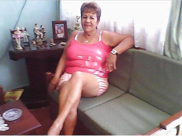 25P Colombian Mature Women