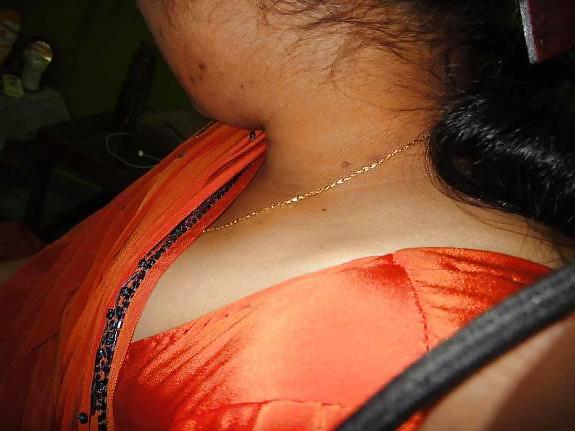 15P Desi MILF