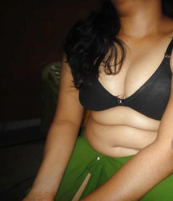 15P Desi MILF