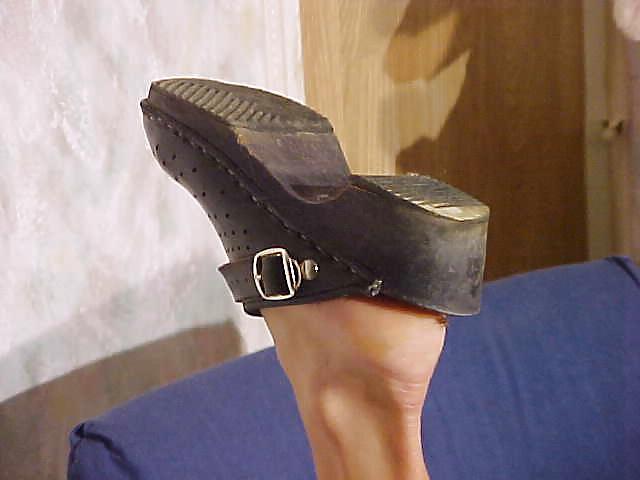 20P Gaby in wooden clogs