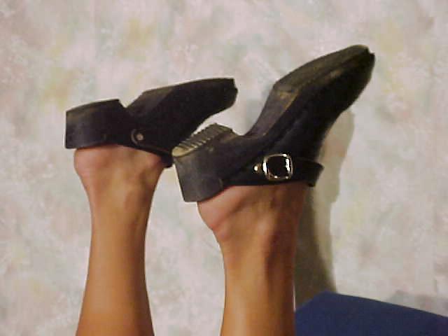 20P Gaby in wooden clogs