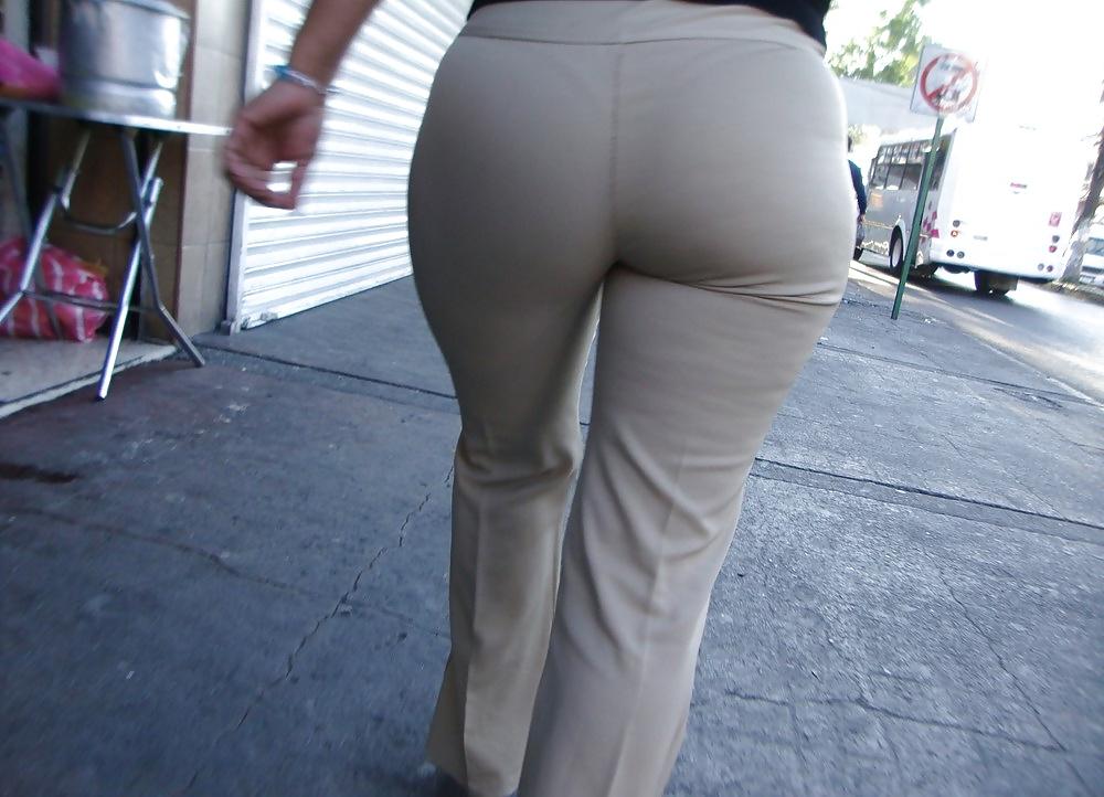 25P I can see your panty