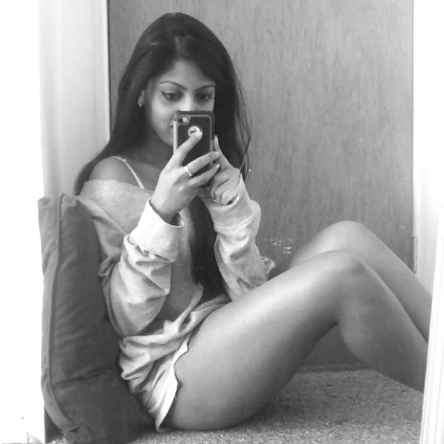 25P Sexy Mixed Desi Girls