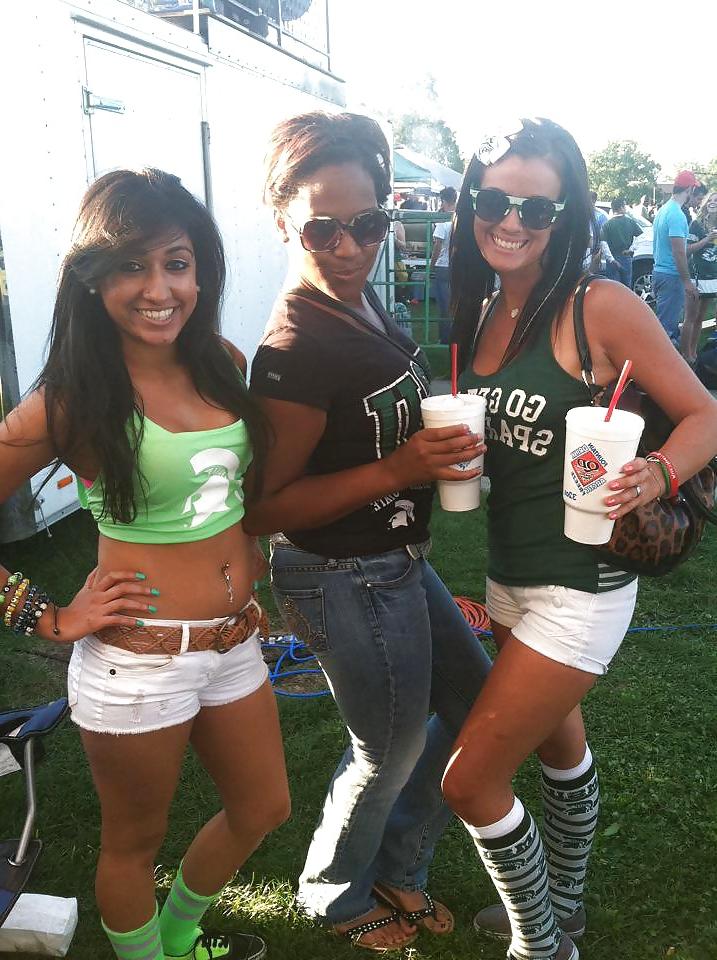 25P Sexy Mixed Desi Girls