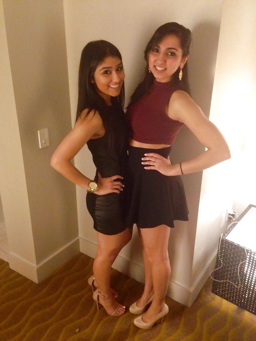25P Sexy Mixed Desi Girls