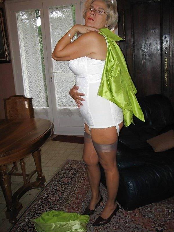 25P Mature Beauty - Annick 8