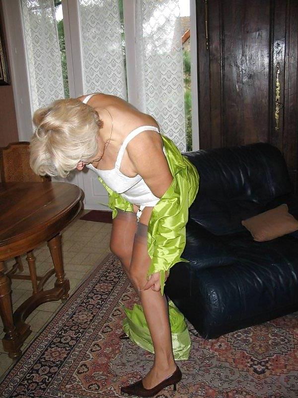 25P Mature Beauty - Annick 8