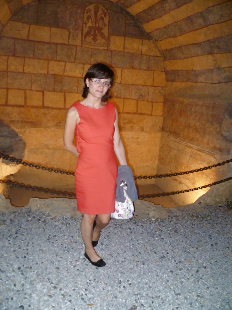 25P Wife On Vacations