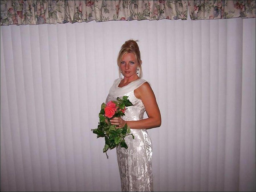 18P Busty Amateur Blonde