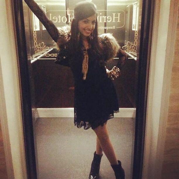 7P Hot Desi Girl