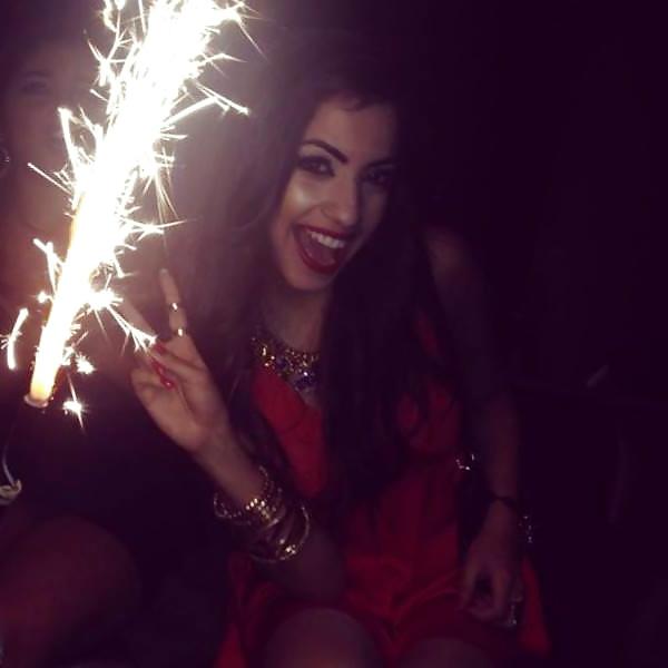 7P Hot Desi Girl