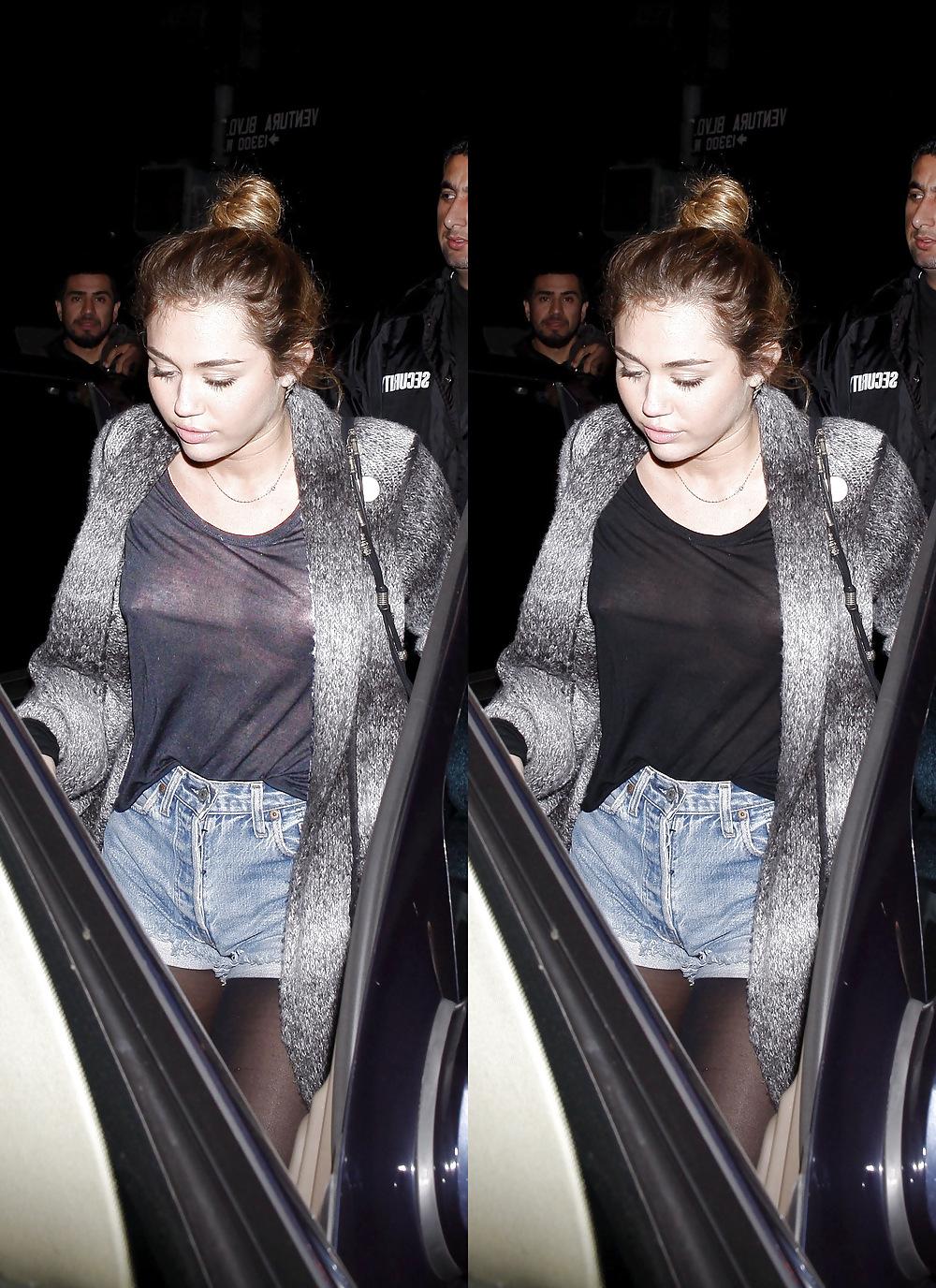 17P Miley Cyrus Downblouse