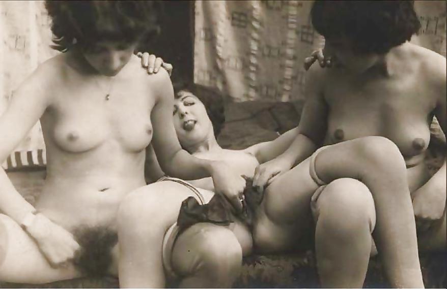 25P Vintage Lesbians