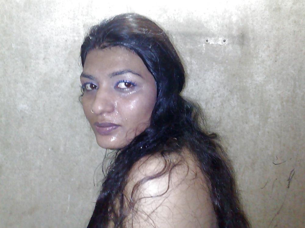 25P Desi wife for fucking
