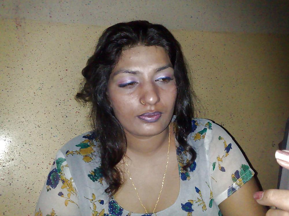 25P Desi wife for fucking