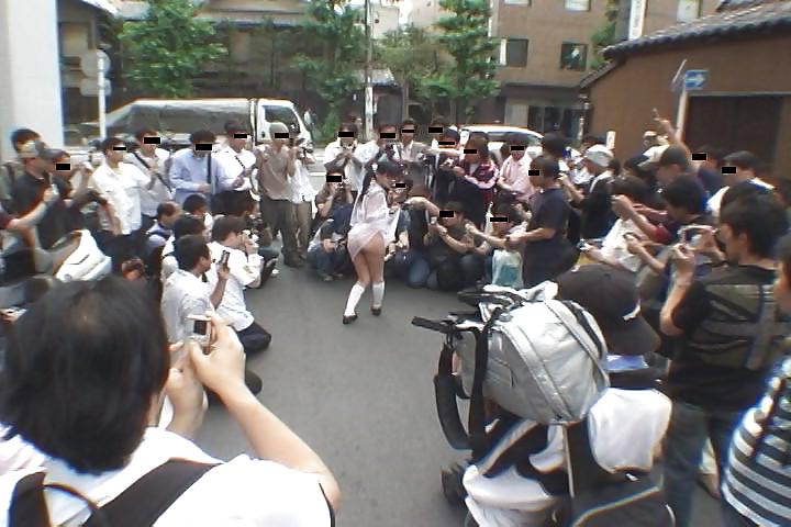 11P Japanese model  public sex