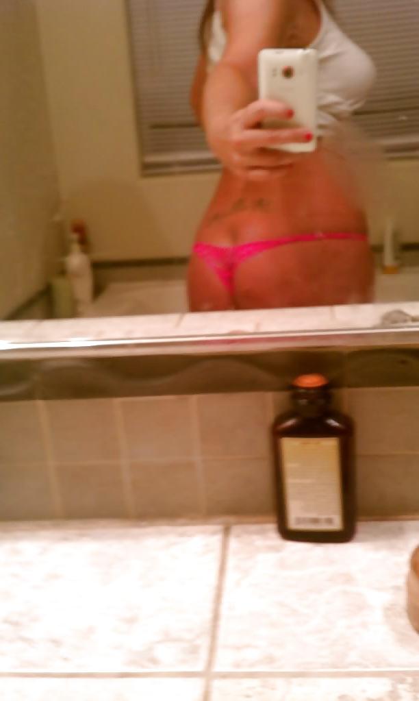 24P Blonde MILF Michelle Self Pics
