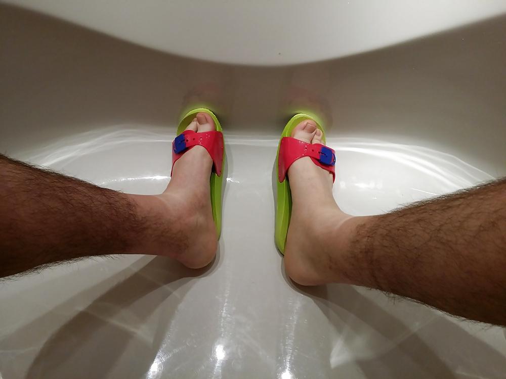 12P Fuck and cum my mother's new summer flat plastic sandald
