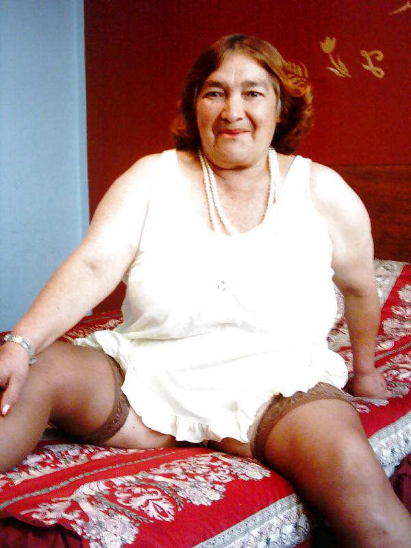 25P Colombian granny Bell (thirteenth set)