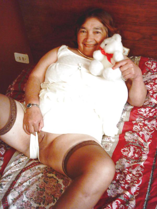 25P Colombian granny Bell (thirteenth set)