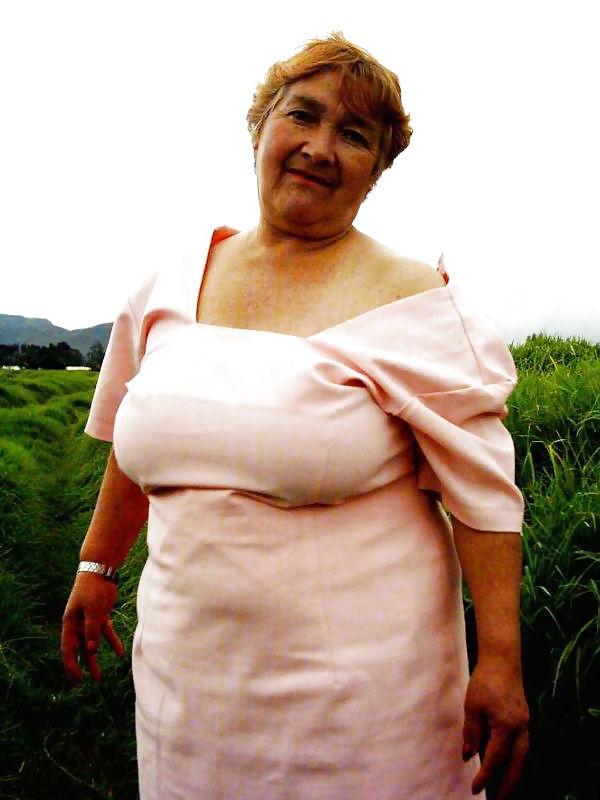 25P Colombian granny Bell (nineth set)