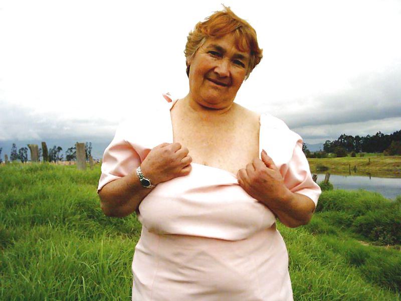 25P Colombian granny Bell (nineth set)