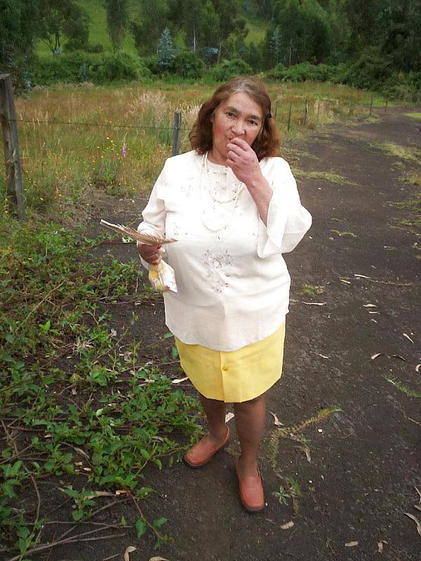 25P Colombian granny Bell (eighteenth set)